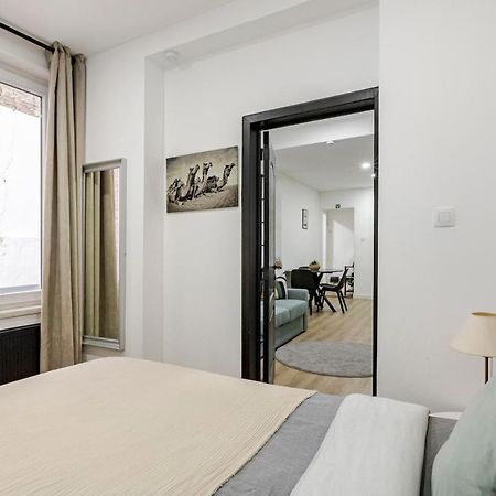 Cosy Appartement Met Tuin In Centrum Antwerpen Gratis Parking Free Parking! エクステリア 写真