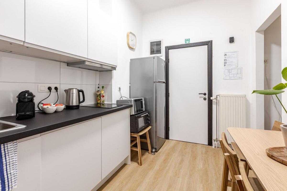 Cosy Appartement Met Tuin In Centrum Antwerpen Gratis Parking Free Parking! エクステリア 写真